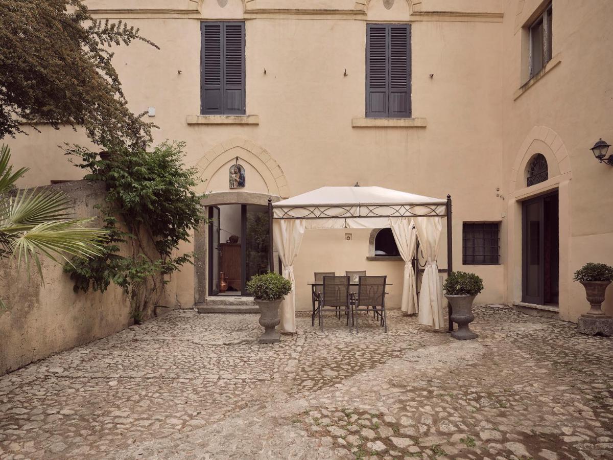 Agriturismo Castello Santa Margherita Cori エクステリア 写真