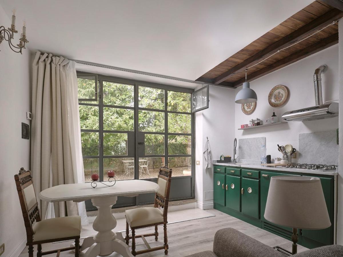 Agriturismo Castello Santa Margherita Cori エクステリア 写真