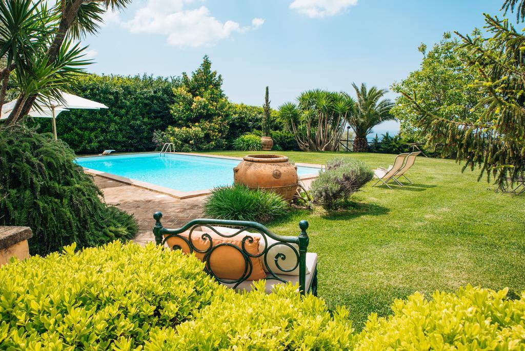 Agriturismo Castello Santa Margherita Cori エクステリア 写真